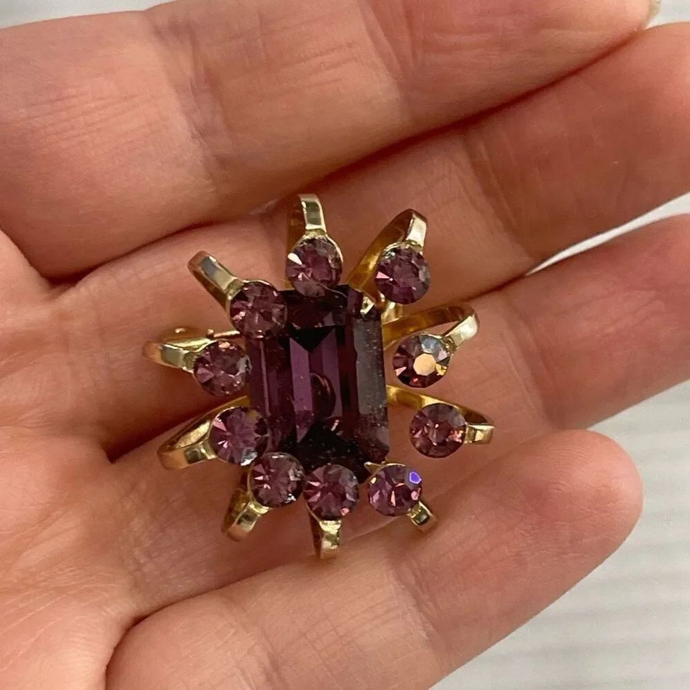 Coro Vintage Oval Pendant with Rich Purple Rhinestones Signed